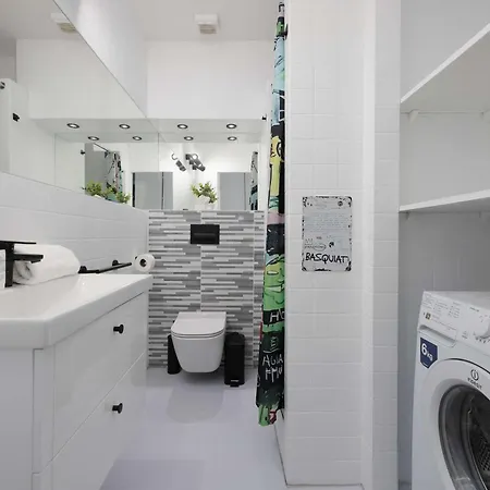 Cosy For 3 People In The Center By Renters * Varsó
