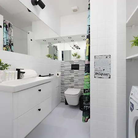 Cosy For 3 People In The Center By Renters Warsaw