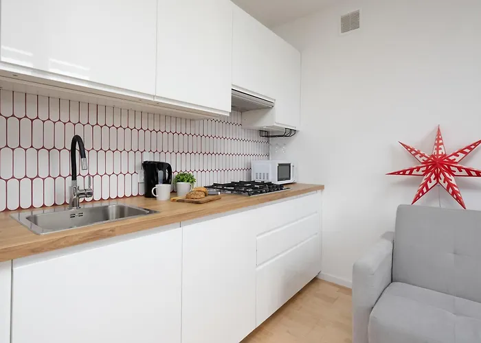 Cosy For 3 People In The Center By Renters Warszawa