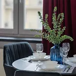 Cosy For 3 People In The Center By Renters شقة وارسو