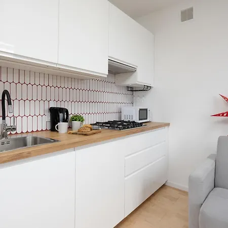 Cosy For 3 People In The Center By Renters Varšava