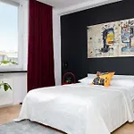 Cosy For 3 People In The Center By Renters Varšava